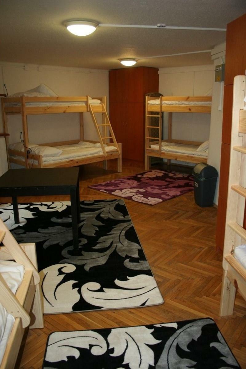 Walking Bed Budapest Hostel Buitenkant foto